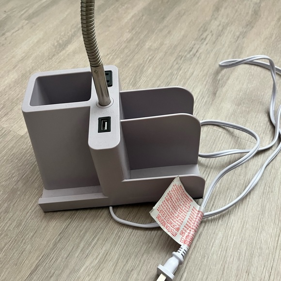 Desk lamp - Picture 2 of 5